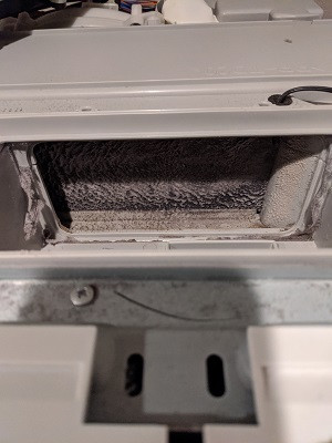 Panasonicドラム乾燥機の不具合は熱交換器のホコリよがれが原因
